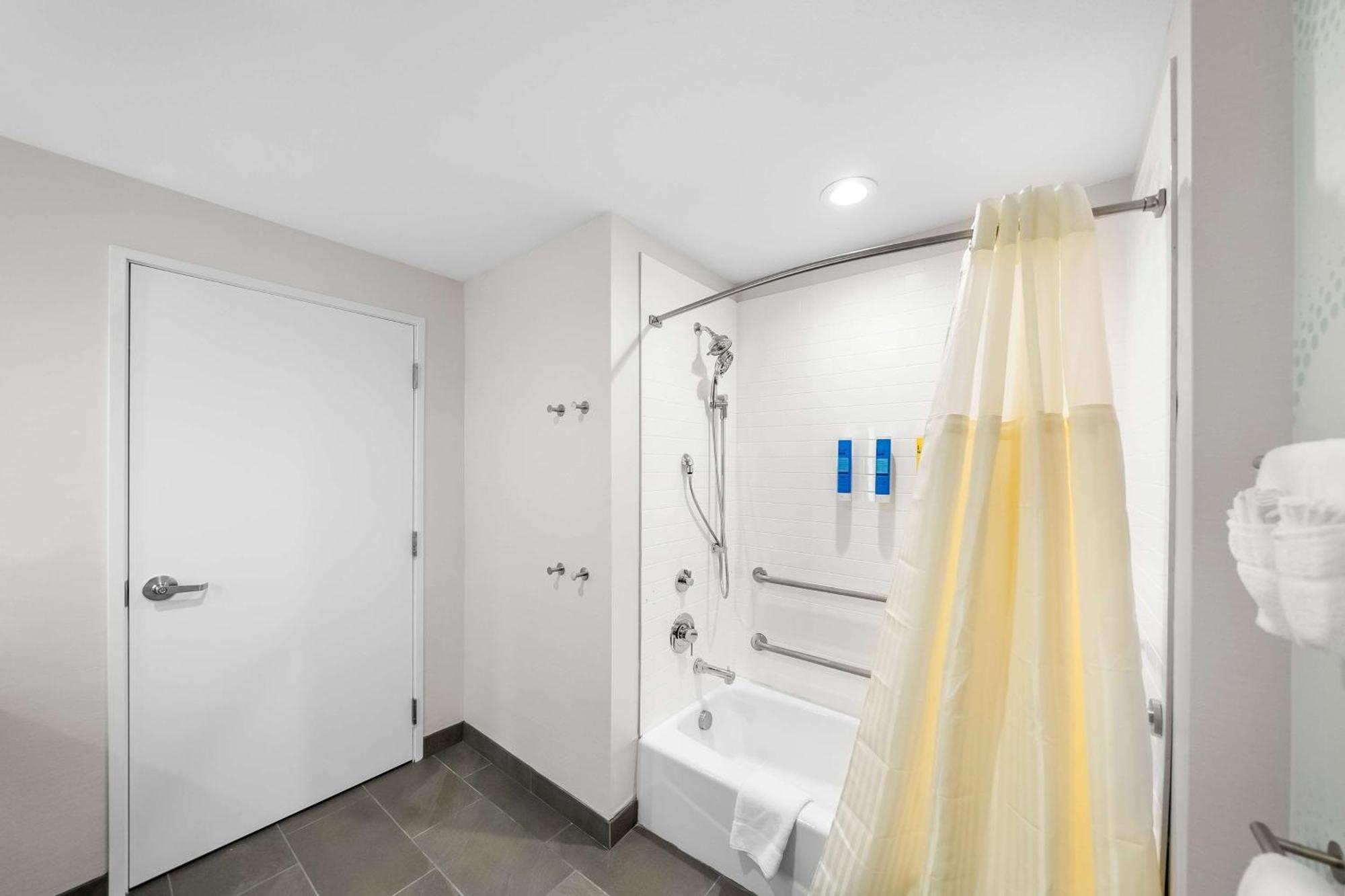 Готель Tru By Hilton Plano Hwy 75 Екстер'єр фото