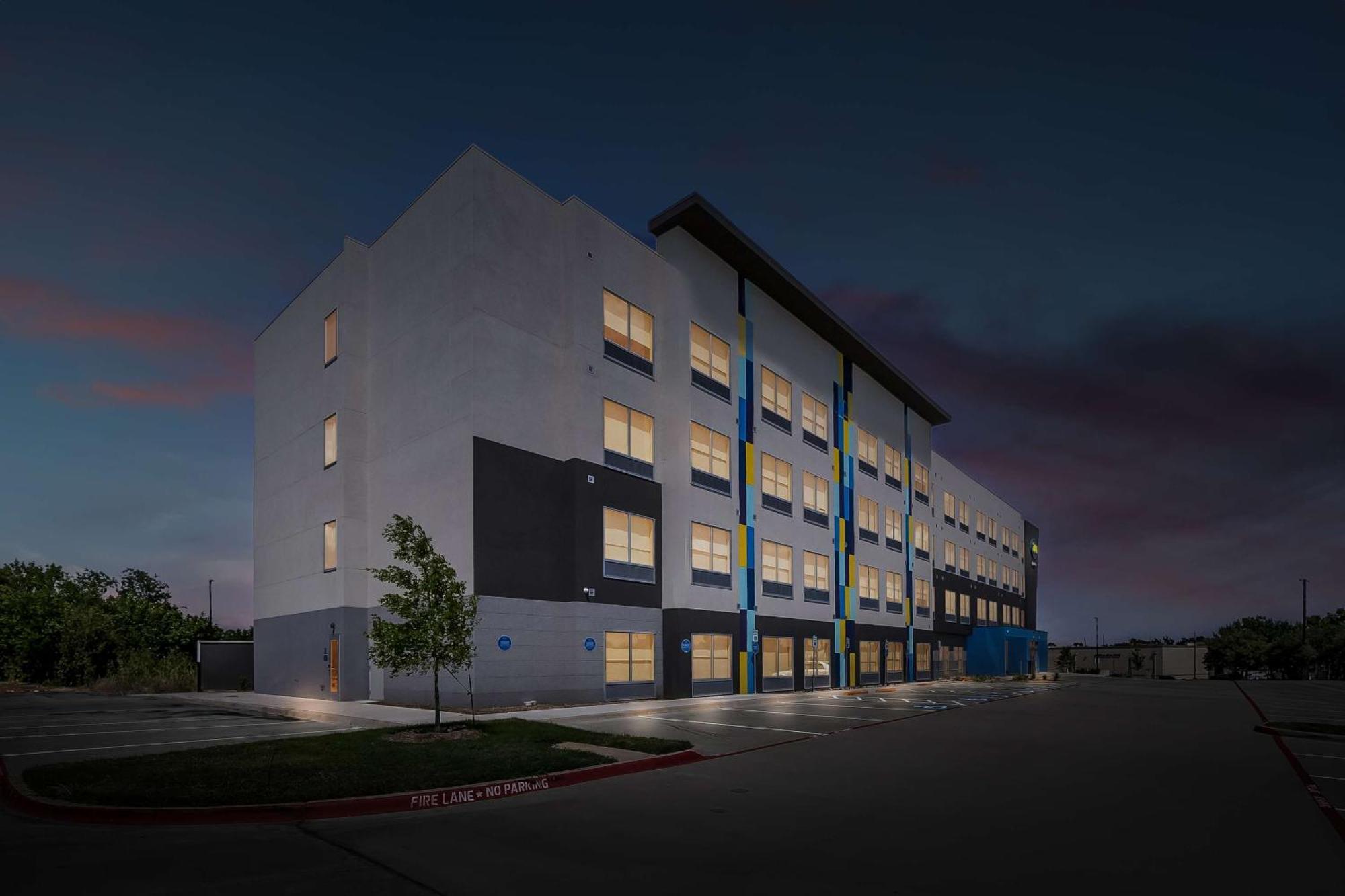 Готель Tru By Hilton Plano Hwy 75 Екстер'єр фото